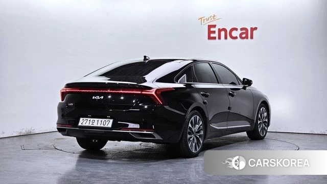 Kia K8 2022 Черный из Кореи