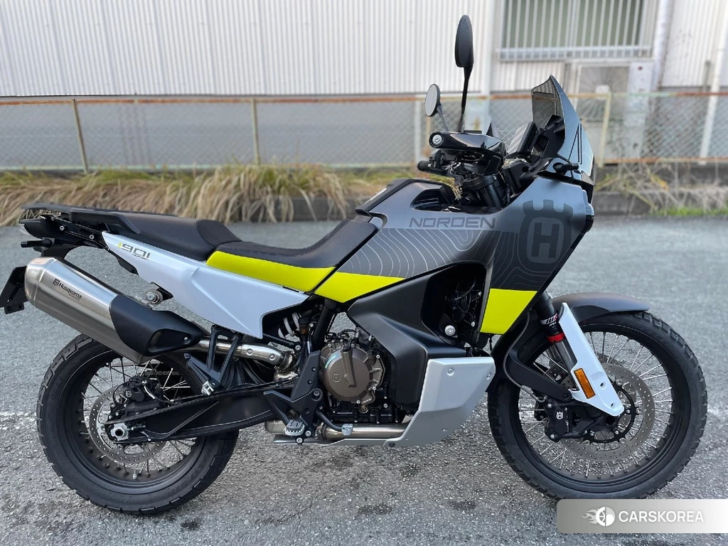 Проданный Husqvarna NORDEN 901 2023 из Японии