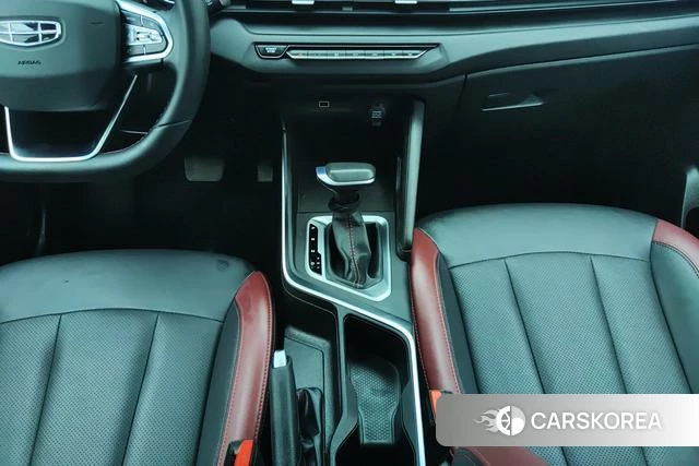 Geely Automobile Vision X3 2022 Белый из Китая