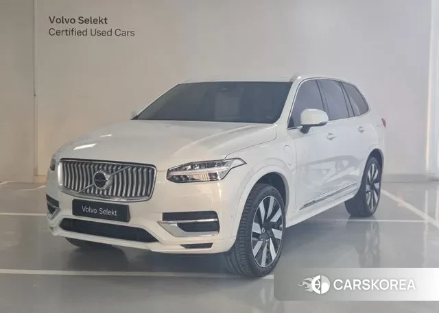 Volvo XC90 second Generation 2024 Белый из Кореи