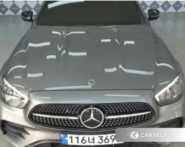 Mercedes-Benz E-Class W213 2023 Серый из Кореи