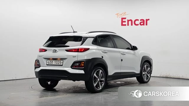 Hyundai Kona 2018 Белый из Кореи