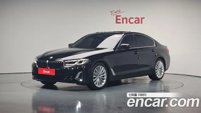 BMW 5 Series (G30) 2023 Черный из Кореи