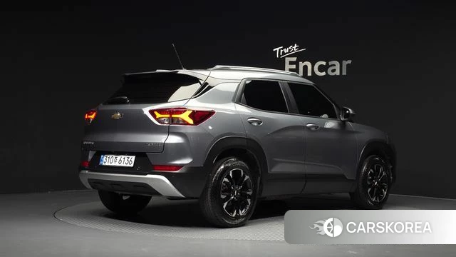 Chevrolet (GM Daewoo) Trailblazer 2020 Серый из Кореи