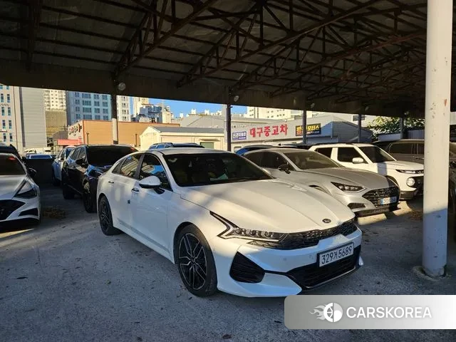 Kia K5 3rd generation 2021 Белый из Кореи