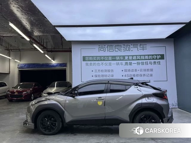 Toyota IZOA 2021 Серебристо-серый из Китая