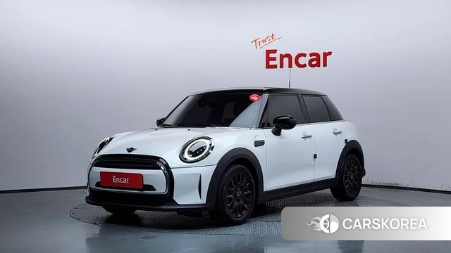 Mini Cooper 2023 Белый из Кореи