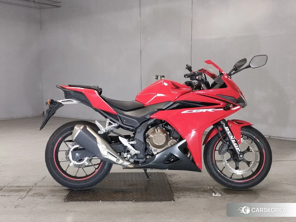 Проданный Honda CBR400R 2016 из Японии, фото 2