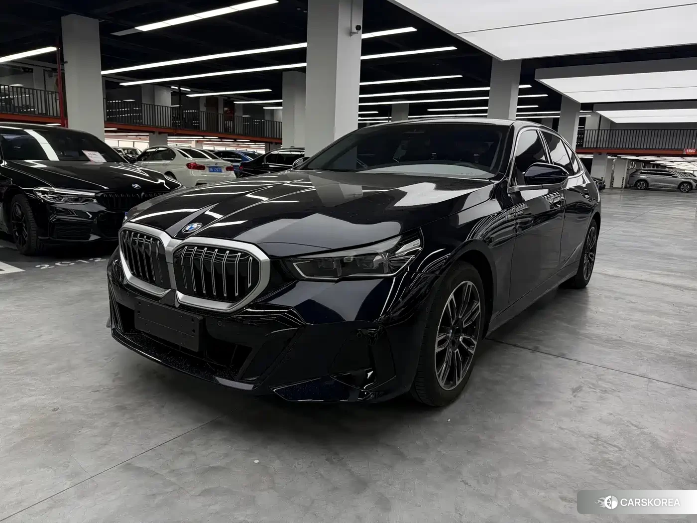 BMW 5 series 2026 Черный из Китая