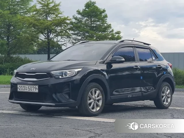 Kia Stonic 2018 Черный из Кореи