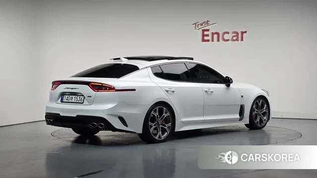 Kia Stinger 2019 Белый из Кореи