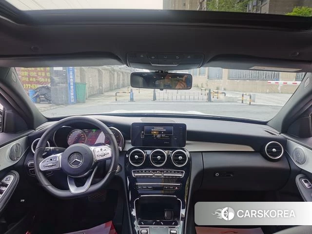 Mercedes-Benz Class C 2021 Белый из Китая