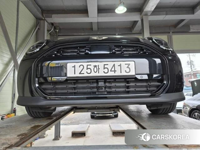 Mini Cooper C 4th generation 2025 Черный из Кореи