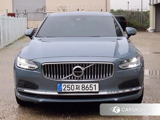 Volvo S90 2021 Серебристо-серый из Кореи
