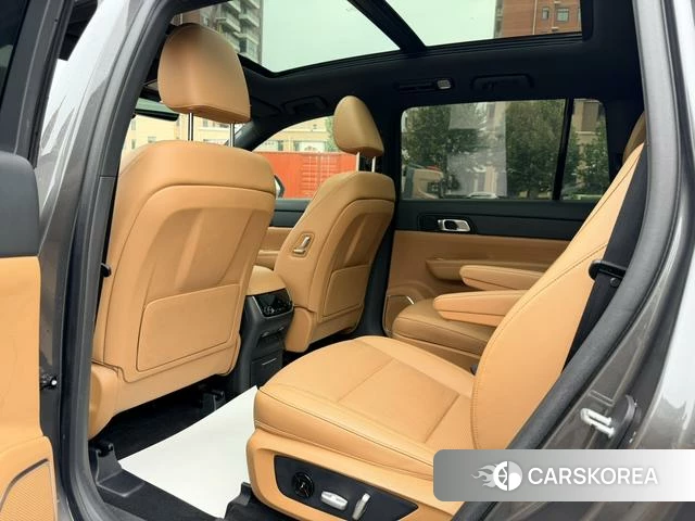 Ideal car Ideal ONE 2023 Темно-серый из Китая