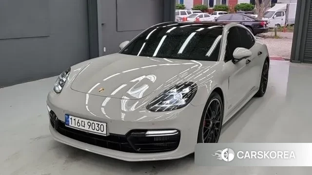 Porsche Panamera (971) 2020 Серебристо-серый из Кореи