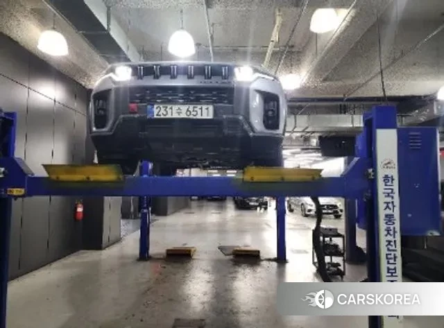 Ssangyong Torres 2024 Серебристо-серый из Кореи