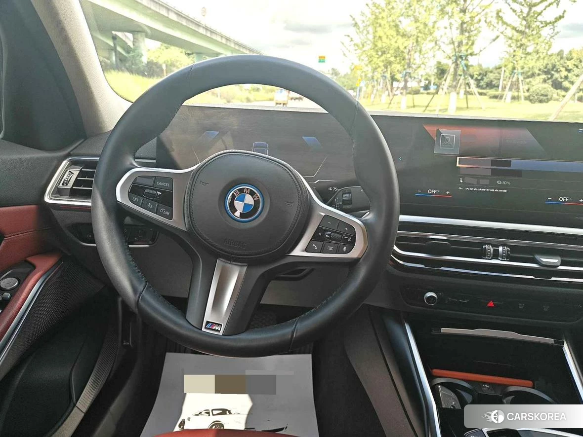 BMW i3 2022 Черный из Китая