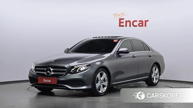 Mercedes-Benz E-Class W213 2018 Серый из Кореи