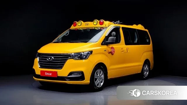 Hyundai The New Grand Starex 2018 Желтый из Кореи