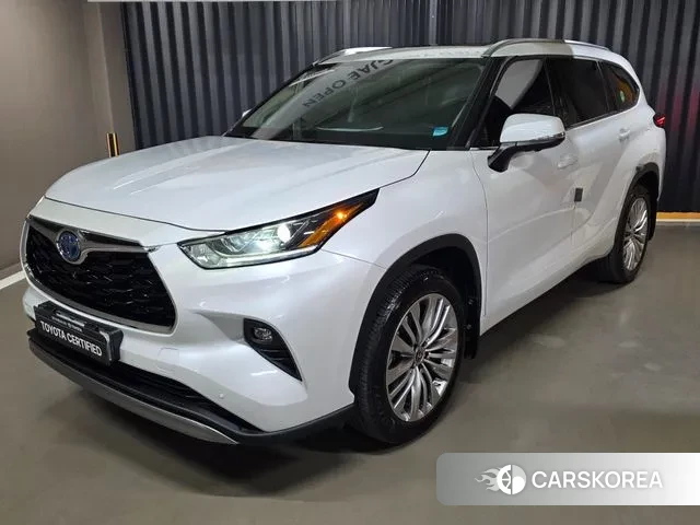 Toyota Highlander 4th Generation 2023 Белый из Кореи
