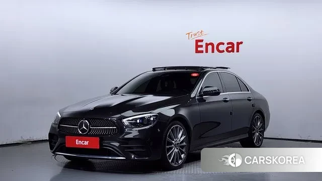 Mercedes-Benz E-Class W213 2021 Серый из Кореи