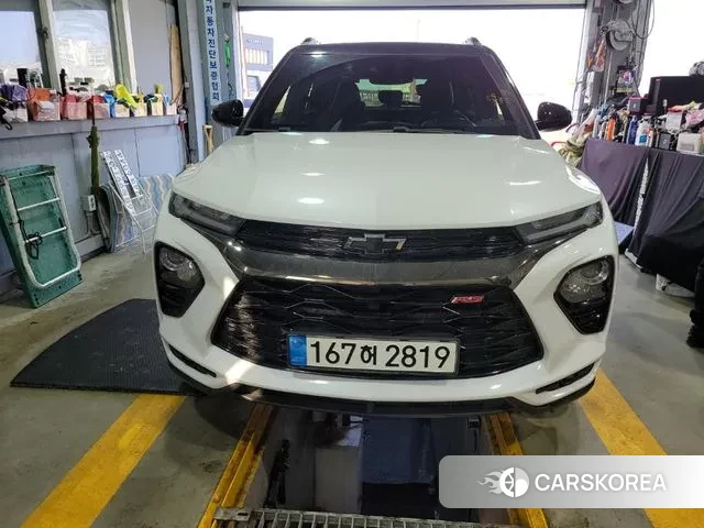 Chevrolet (GM Daewoo) Trailblazer 2020 Белый из Кореи