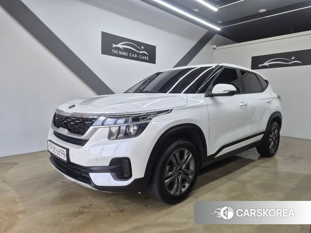 Kia Seltos 2021 Белый из Кореи