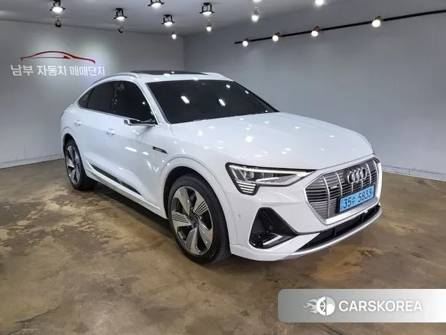 Audi e-Tron 2021 Жемчужный цвет из Кореи