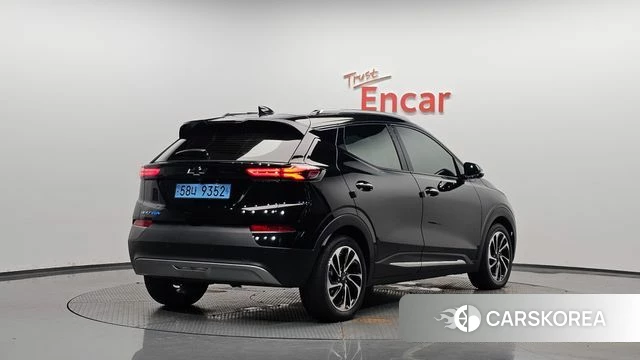 Chevrolet (GM Daewoo) Bolt EUV 2023 Черный из Кореи