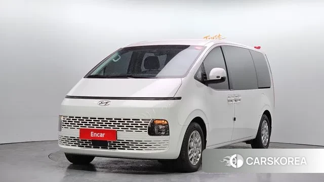 Hyundai Staria 2023 Белый из Кореи