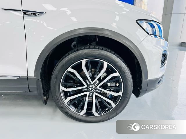 Volkswagen Exploring songs 2023 Белый из Китая