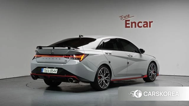 Hyundai Avante (CN7) 2021 Серебристо-серый из Кореи