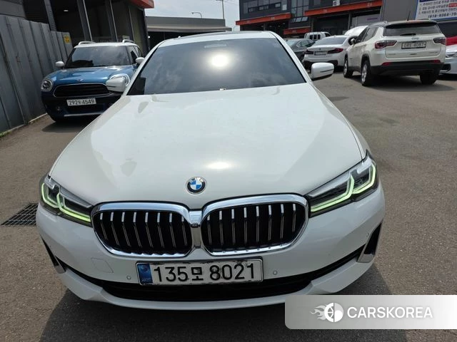 BMW 5 Series (G30) 2021 Белый из Кореи