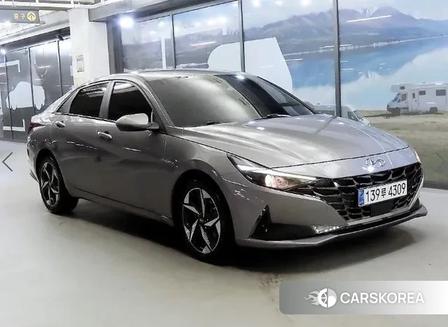 Hyundai Avante (CN7) 2020 Серебристо-серый из Кореи