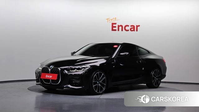 BMW 4 Series (G22) 2023 Черный из Кореи