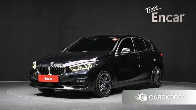 BMW 1 Series (F40) 2021 Черный из Кореи