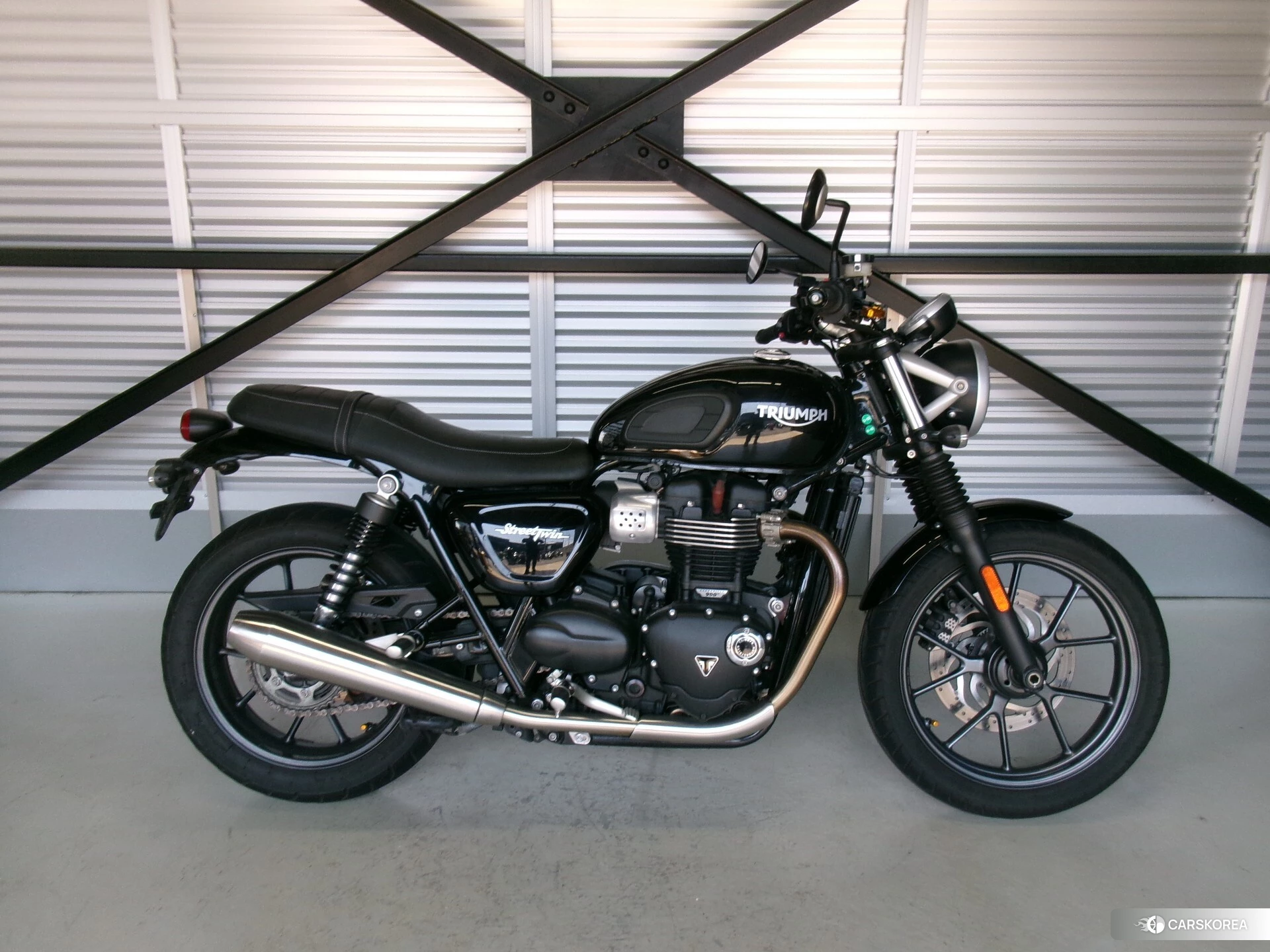 Triumph STREET TWIN 2016 из Японии