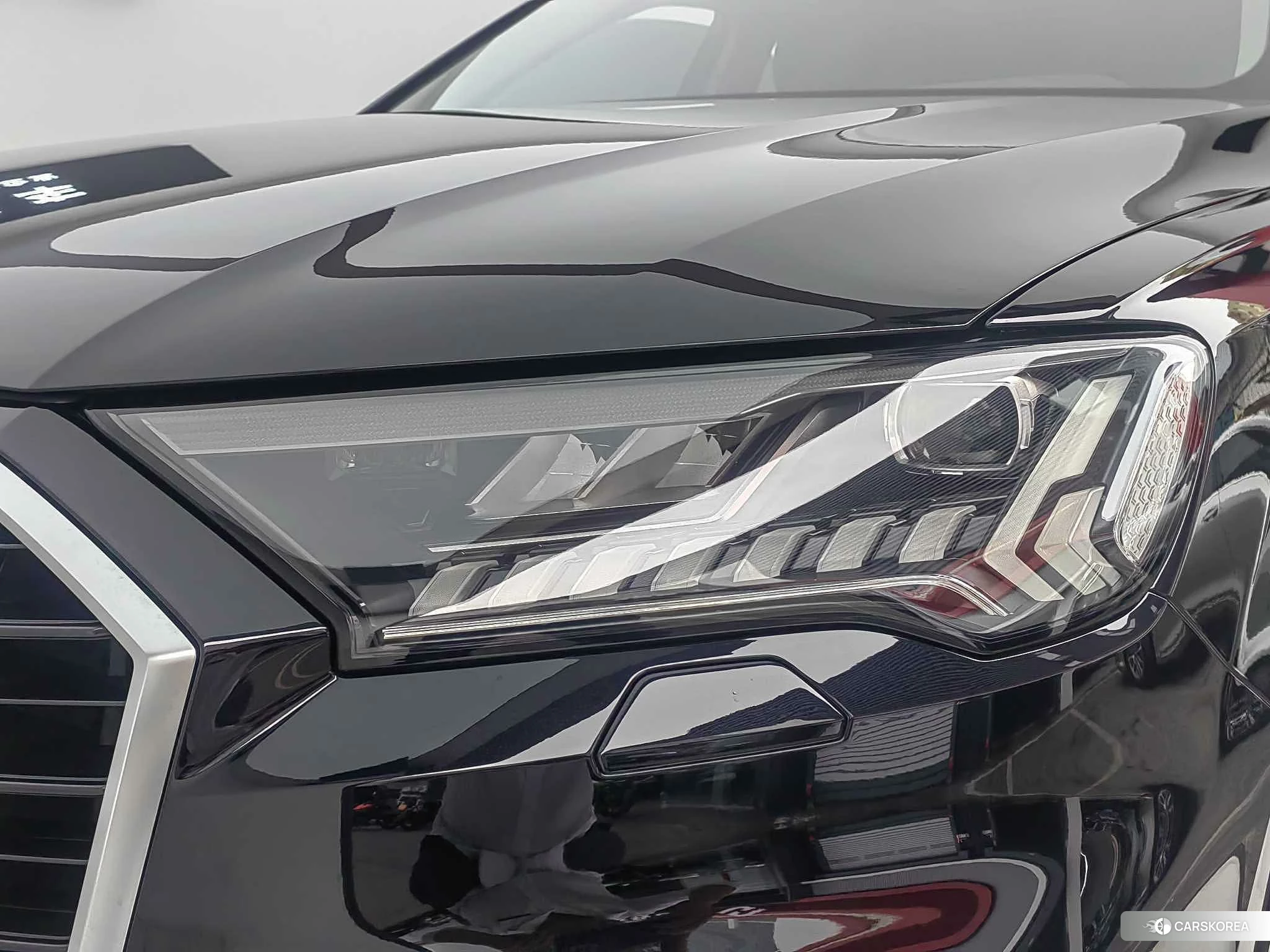 Audi Q7 2020 Черный из Китая