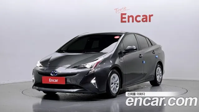 Toyota Prius 4th Generation 2018 Серый из Кореи