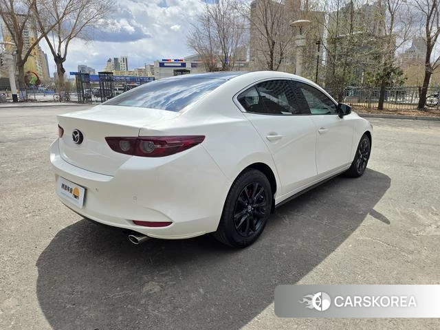 Mazda 3 Angkesaila 2020 Белый из Китая