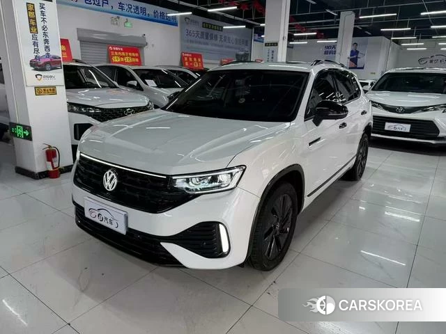 Volkswagen Tanyue 2023 Белый из Китая