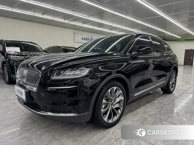 Lincoln Navigator 2021 Черный из Китая