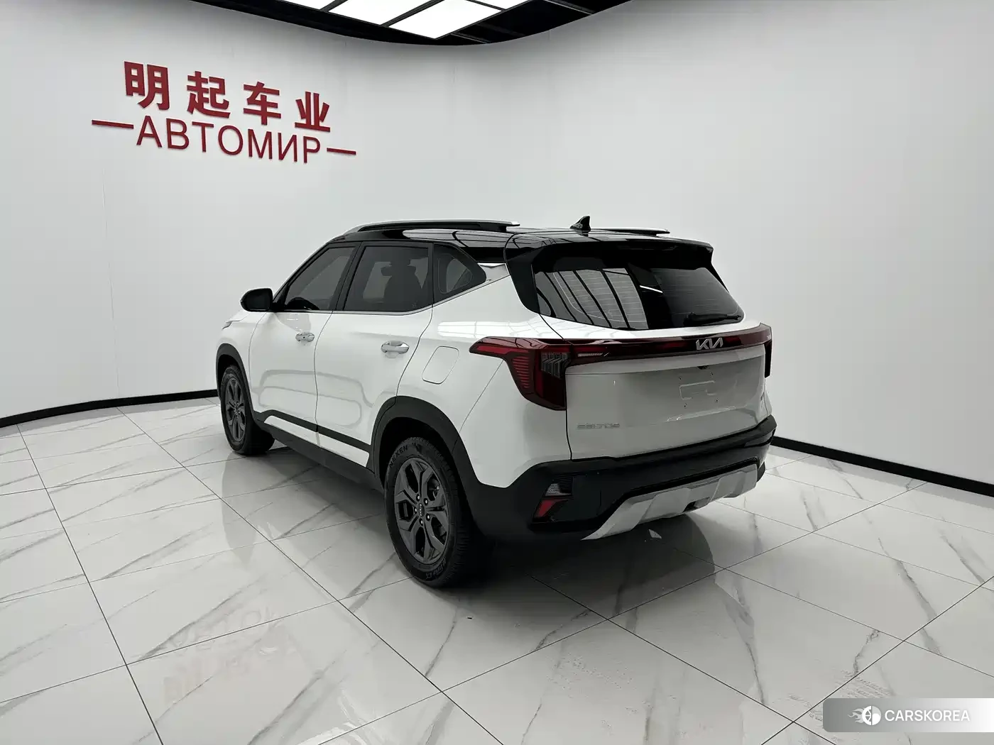 Kia Seltos 2024 Белый из Китая