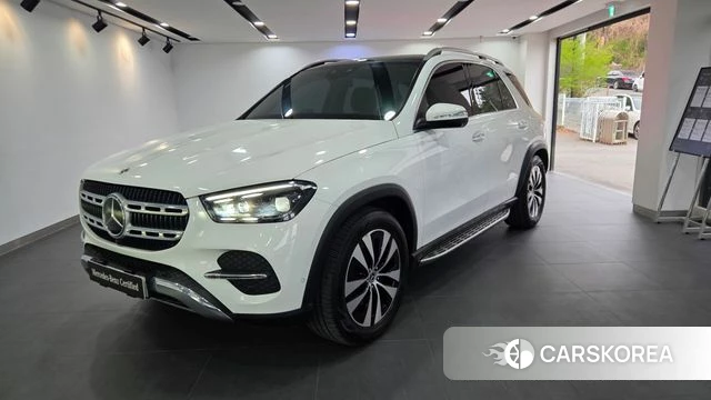 Mercedes-Benz GLE-Class W167 2023 Белый из Кореи