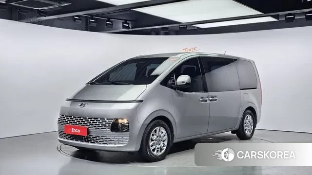 Hyundai Staria 2022 Серебристо-серый из Кореи