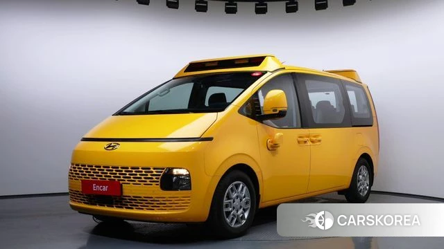 Hyundai Staria 2023 Желтый из Кореи
