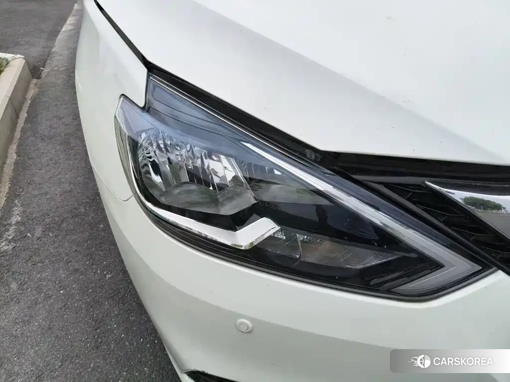 Nissan Sylphy 2022 Белый из Китая