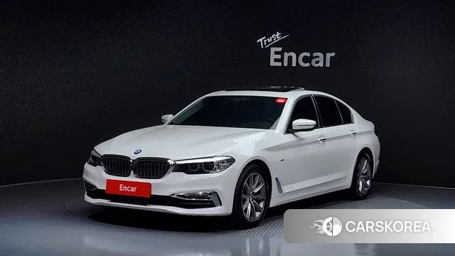 BMW 5 Series (G30) 2018 Белый из Кореи