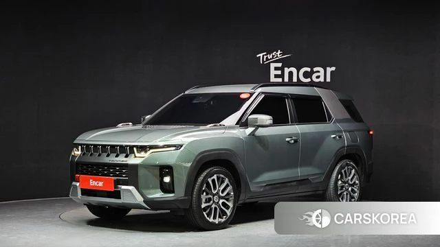 Ssangyong Torres 2023 Темно-зеленый из Кореи